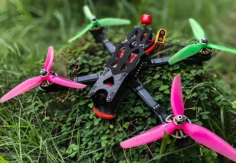 HQProp Ethix 5x3.1x3 5" 3-Blade Propeller Set (2x CW / 2x CCW) Green & Pink